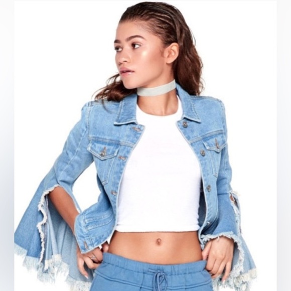 DAYA BY ZENDAYA BELL SLEEVE BUTTON UP DENIM JACKET SIZE SMALL - Picture 2 of 16